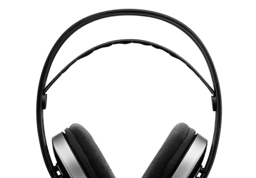 Беспроводные наушники Harman JBL WR2.4 способны проработать на одном заряде до восьми часов