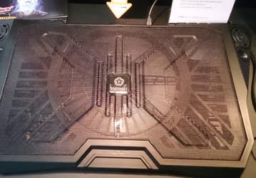 Охлаждающая подставка для ноутбука Enermax AeroOdio CP006 оснащена встроенной звуковой картой и акустической системой