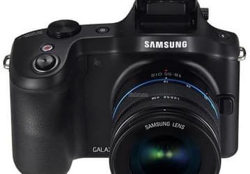 Появились первые изображения беззеркальной камеры Samsung Galaxy NX с ОС Android