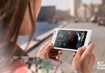 Sony Mobile представила смартфон Xperia C на платформе MediaTek