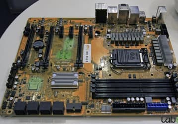 Фото дня: прототип системной платы MSI Z87A
