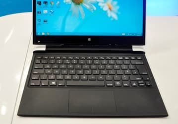 Intel показала прототип ультрабука-трансформера на базе процессора Haswell