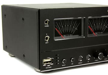 Звуковой усилитель Scythe Kama Bay Amp Pro занимает два отсека для оптических накопителей 