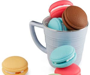 PQI представила разноцветные флэшки Macaron