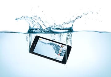Защищенный смартфон Sony Xperia ZR представлен официально