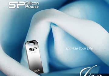 Корпус флэшки SP/Silicon Power Jewel J10 с интерфейсом USB 3.0 изготовлен из нержавеющей стали