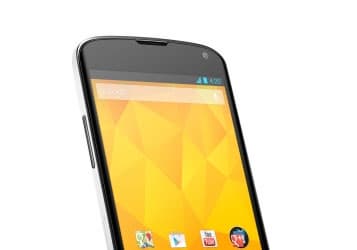 В Сети появились новые изображения белой версии смартфона Nexus 4 (LG E960W)