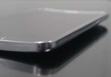 Samsung продала всего 10 000 смартфонов Galaxy Round