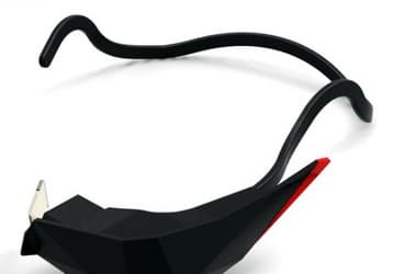 Nissan планирует представить устройство, напоминающее очки Google Glass