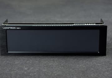 Контроллер вентиляторов Lamptron CM615 оснащен сенсорным экраном 