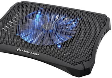 В подставке для ноутбуков Thermaltake Massive V20 установлен 200-миллиметровый вентилятор 