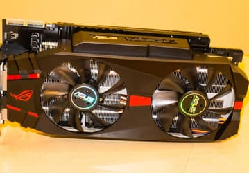 Появились изображения 3D-карты Asus Radeon R9 280X Matrix