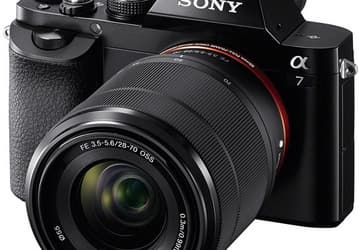 Представлены камеры серии Sony α7 — по данным производителя, самые маленькие полнокадровые камеры со сменными объективами