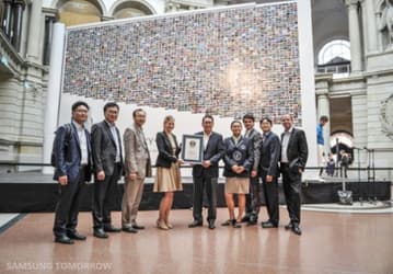 Samsung создала самый большой в мире фотоальбом