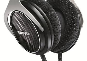 Наушники Shure SRH1540 оценены производителем в $624