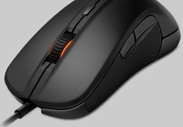 Оптическая мышь SteelSeries Rival предназначена для правшей