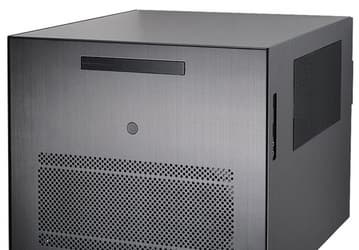 Конструкция корпуса Lian Li PC-V358 обеспечивает простой доступ к компонентам ПК
