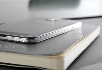 В следующем месяце может выйти модификация смартфона Samsung Galaxy Note 3 с гибким экраном