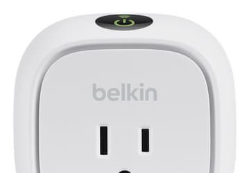 Belkin WeMo Insight Switch — розетка с беспроводным управлением