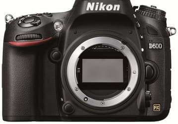 Американское отделение Nikon отпустило цены на камеры D600 и D5100, что может говорить о скорой замене этих моделей