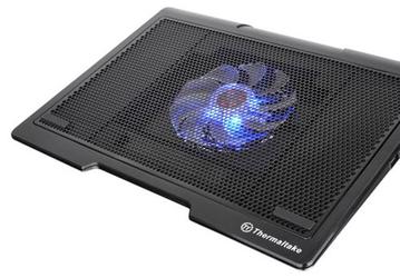 Охлаждающая подставка Thermaltake Massive SP оснащена двумя громкоговорителями