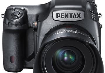 Представлена камера среднего формата Pentax 645z