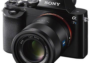 Полнокадровая беззеркальная камера Sony α7S поддерживает съемку видео 4К