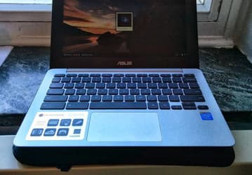 В Сети появилась информация о стоимости мобильных ПК Asus C200 Chromebook и Asus C300 Chromebook