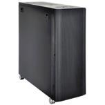 В компьютерном корпусе на колесах Lian Li PC-V2130 помещается до 10 карт расширения и до 19 накопителей
