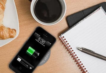 Беспроводная зарядная станция ChargeSpot Pocket позволяет заряжать устройства с поддержкой стандартов PMA и Qi