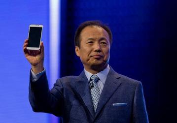 Представитель Samsung подтвердил наличие планов по выпуску двух флагманских моделей смартфонов в недалеком будущем