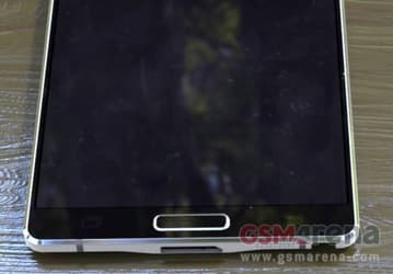 Появились «живые» фото смартфона Samsung Galaxy Note 4
