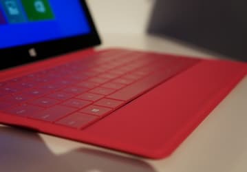 Microsoft снижает стоимость планшетов Surface 2 на $100 для каждой модификации