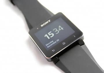 «Умные» часы Sony SmartWatch 3 получат трансрефлективный дисплей и беспроводную зарядку