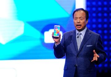 В Samsung решили не менять руководителя мобильного подразделения 