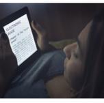 Американские ученые обнаружили, что читать тексты на планшетах iPad перед сном вредно