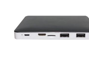 Мини-ПК Foxconn Ultra Nano PC построен на процессоре Intel Bay Trail Z3735 с пассивным охлаждением