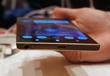 В начале следующего года Lenovo анонсирует два новых смартфона с платформами Intel