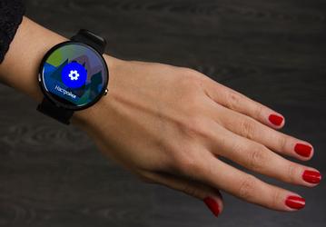 Умные часы Motorola Moto 360 получили обновление Android Wear 5.0.1