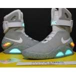 Nike снова выпустит кроссовки из фильма «Назад в будущее II», на этот раз — с автоматическими шнурками