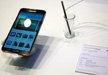 Для демонстрации LTE Advanced Category 6 специалисты Qualcomm модифицировали смартфон Samsung Galaxy Note 3 