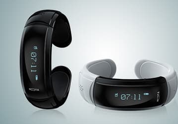 Бюджетные «умные» часы Mota Smart Watch оснащены встроенным микрофоном и динамиком