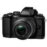 Представлена беззеркальная камера Olympus OM-D E-M10 системы Micro Four Thirds