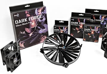 Серия корпусных вентиляторов AeroCool Dark Force включает модели типоразмера 80, 90, 120, 140 и 200 мм