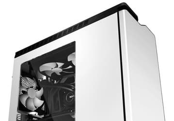 Компьютерный корпус NZXT H440 форм-фактора Midi-Tower не имеет отсеков типоразмера 5,25 дюйма
