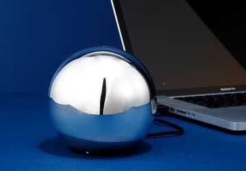 LaCie's Sphère: сферический <del>конь в вакууме</del> жесткий диск за $490