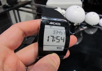 Archos готовит сразу три модели «умных часов» с различными типами дисплеев