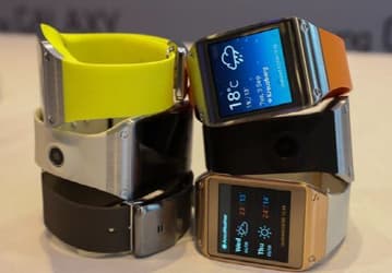 Часы Samsung Galaxy Gear 2 получат гибкий экран AMOLED