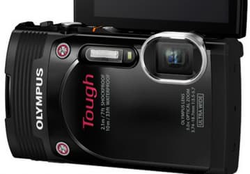 Olympus Stylus Tough TG-850 iHS — защищенная компактная фотокамера с поворотным экраном