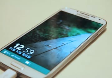 DoCoMo пока не собирается продавать смартфоны с ОС Tizen